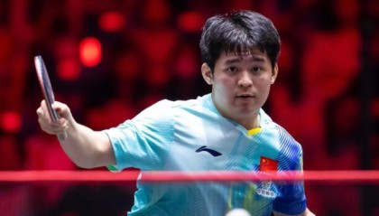 WTT新加坡大满贯赛林诗栋晋级男单八强 向鹏止步